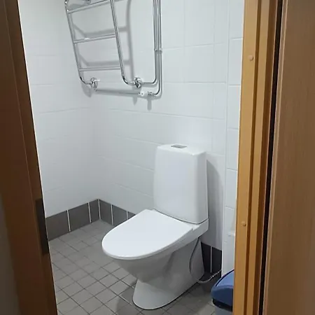 Hugon Majatalo Хостел